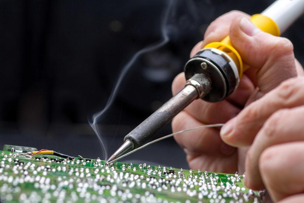 best-soldering-iron-min